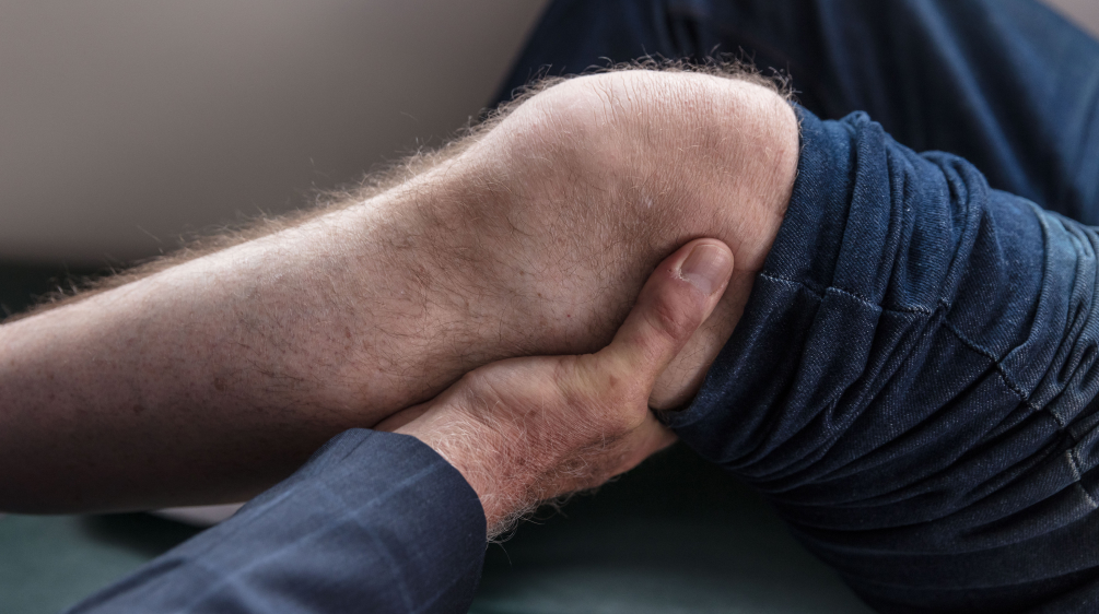 knee exam